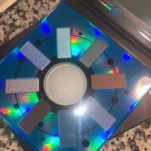 BNIB!!🎉BH Cosmetics Zodiac Aquarius palette 🎉😱